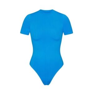 Skims Essential T-Shirt Bodysuit | Mykonos
